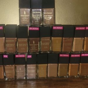 Black Radiance Foundation (39 bottles)